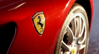 Rent Ferrari by Hour/Day in Dubai